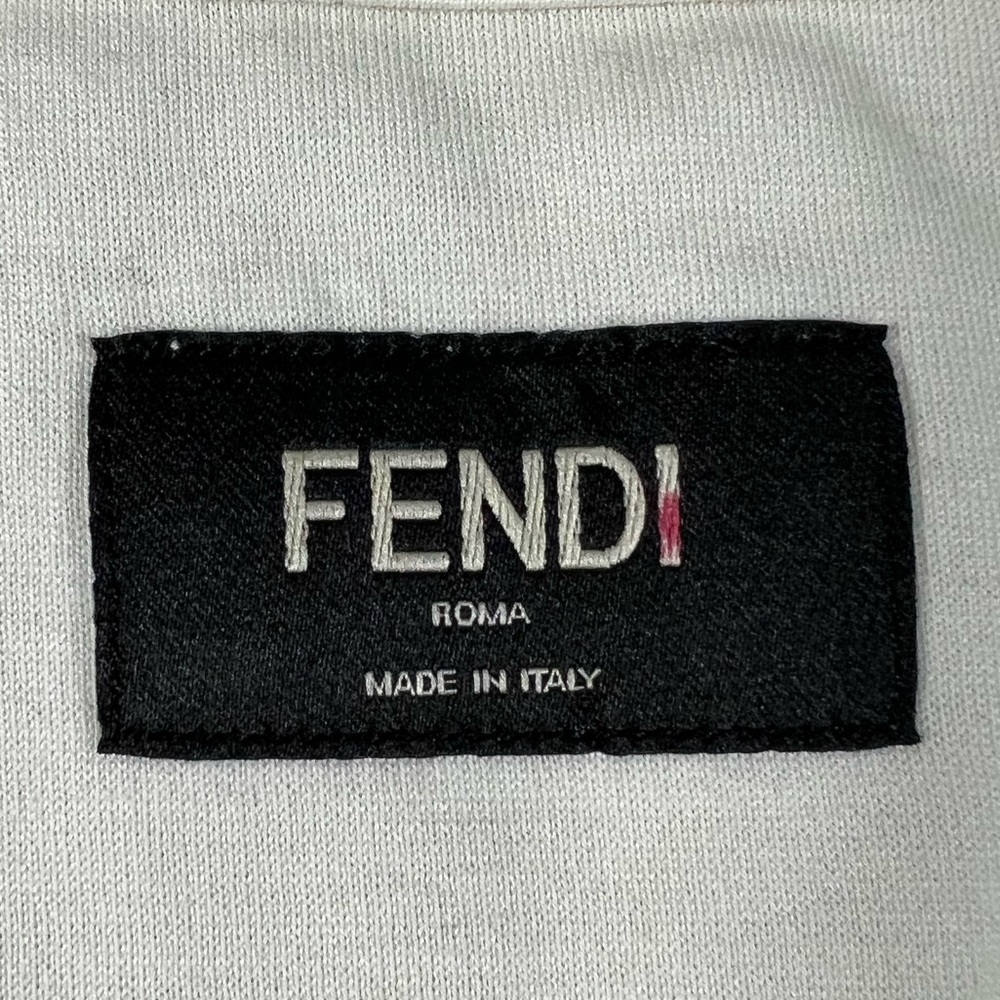 🛑SOLD🛑🦷FENDI FW19 BAG BUGS APPLIQUÉ TEE🦷 - Picture 4 of 9